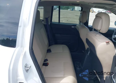 2017 Jeep Compass 75Th Anniversary Edition 4X4 z USA, uszkodzony, nr VIN 1C4NJDBB1HD135386